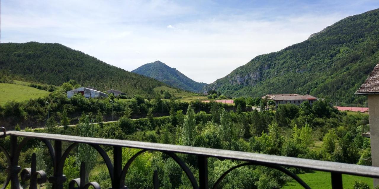 Posada Magoria อันโซ ภายนอก รูปภาพ